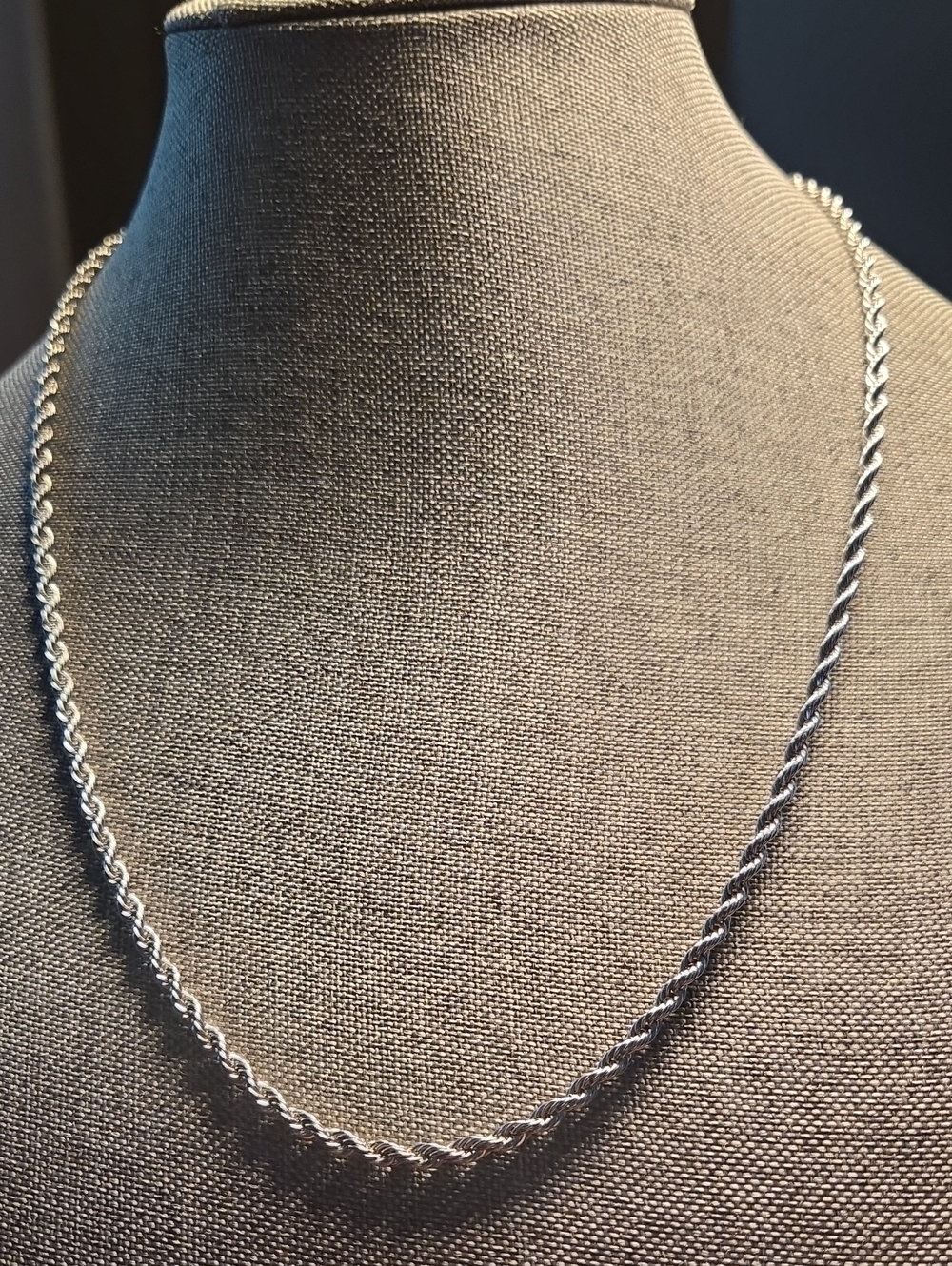 Silver Rope Chain Necklace - Classic Women's Jewelry